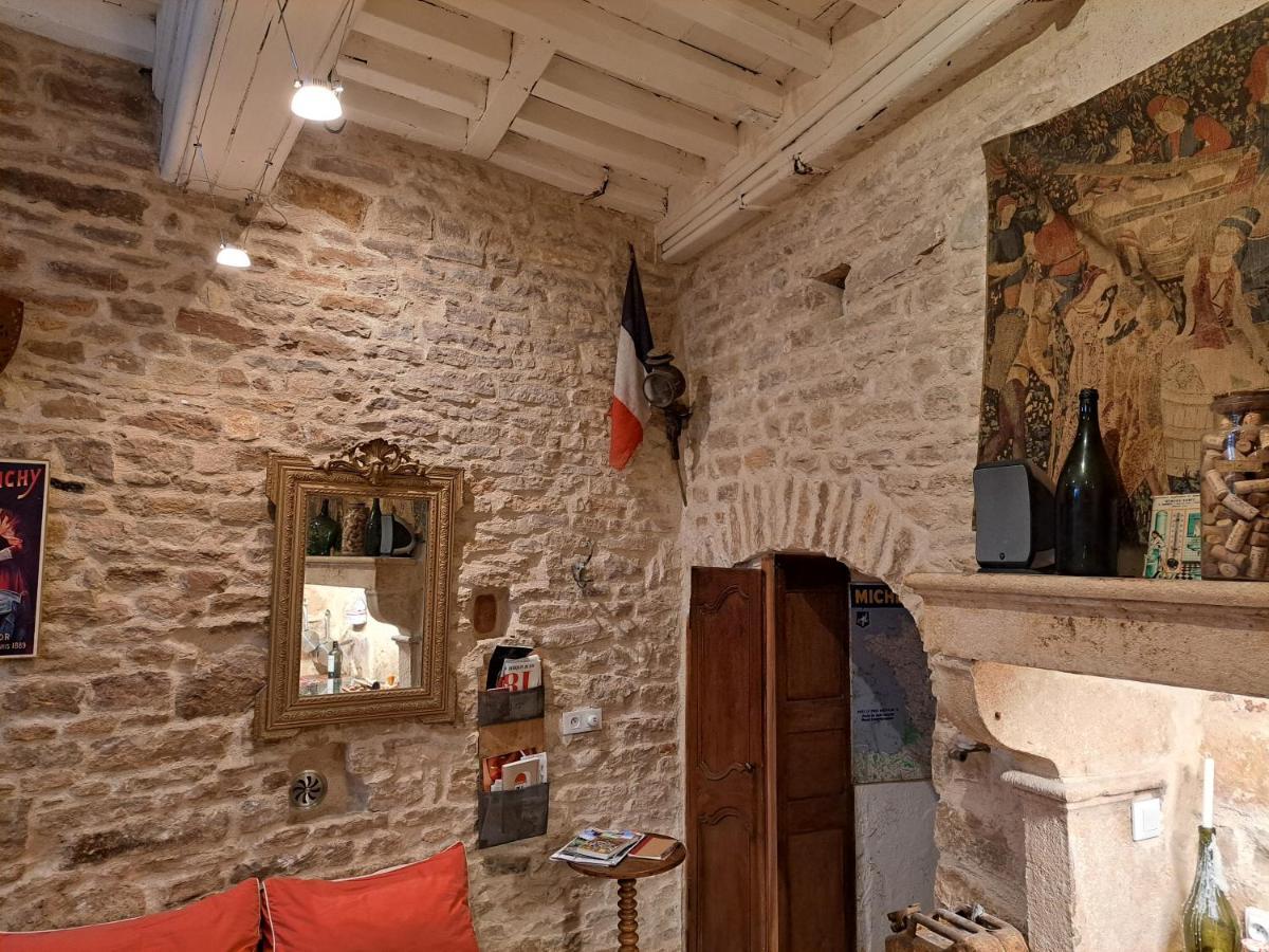 Insolite Le Logement Des Gardes De La Porte De Beaune Au Xviie Siecle Atypique Appartement Buitenkant foto